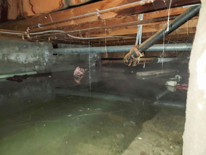Crawlspace Water Restoration in Gilbert, AZ
